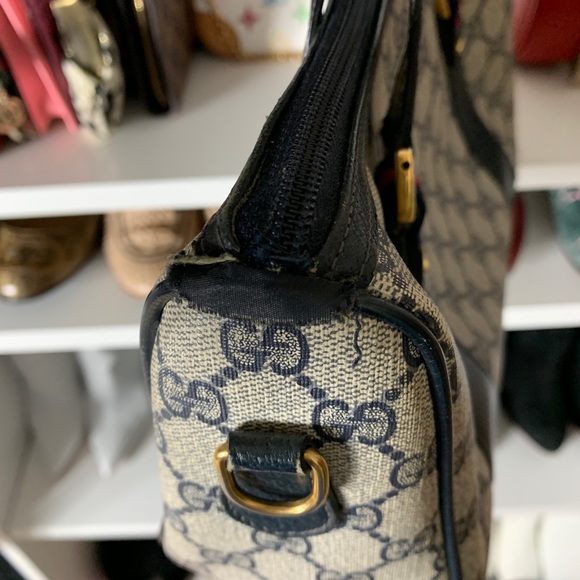 Vintage Gucci Bag*****24 hour MOVING SALE******* - Picture 2 of 3